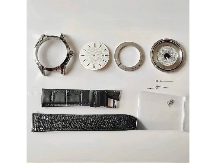 Accessoires de montre Série Classique Mouvement 2824 2130 2892 Ensemble complet Boîtier Verre Saphir 41MM
