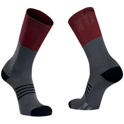 Northwave, Unisex, Sportsocken, Extreme Pro High (XS), Violett, Schwarz