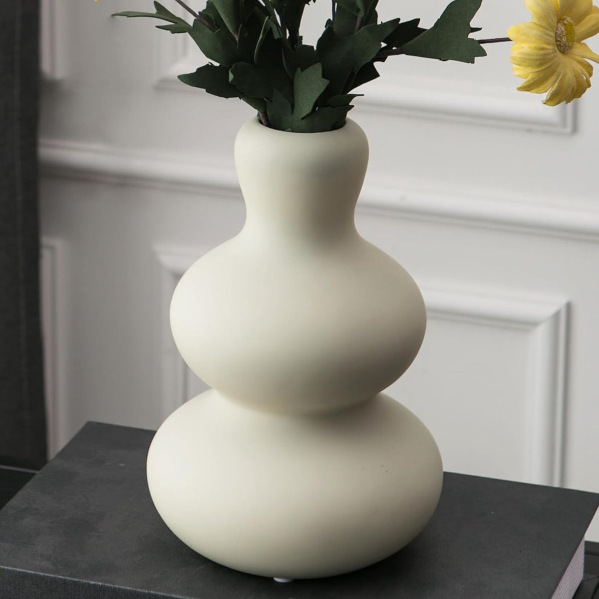 Keramische vaas lichtgrijs met elegant ontwerp