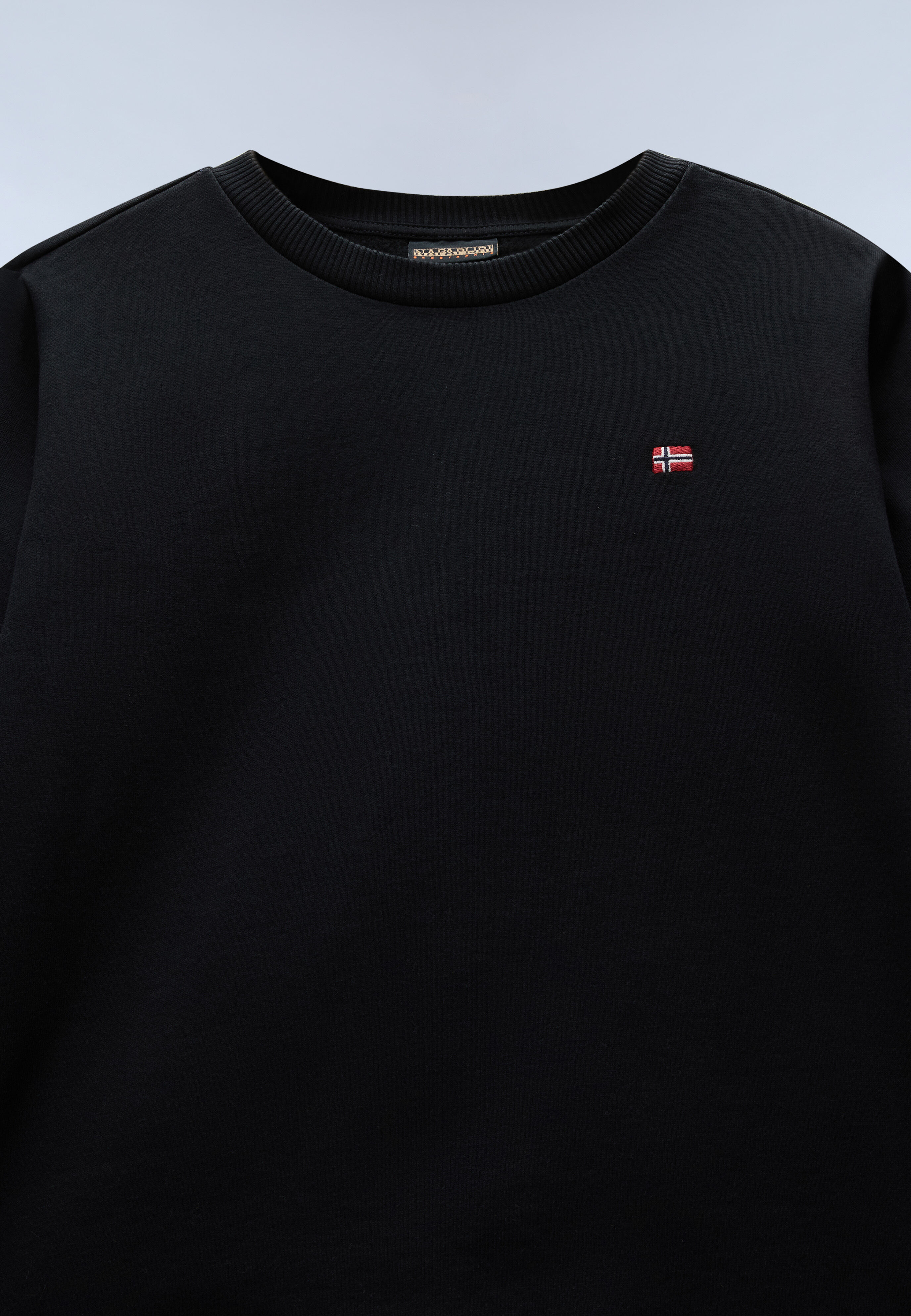 Sweatshirt NAPAPIJRI, Jungen, Gr. 12, schwarz, Sweatware, Obermaterial: 80% Baumwolle, 20% Polyester, relaxed fit normal, Rundhals, angesetztes Bündchen, Sweatshirts Sweatshirt, klassische Sweatshirt-Ausführung, aus Baumwolle und Polyester schwarz 12