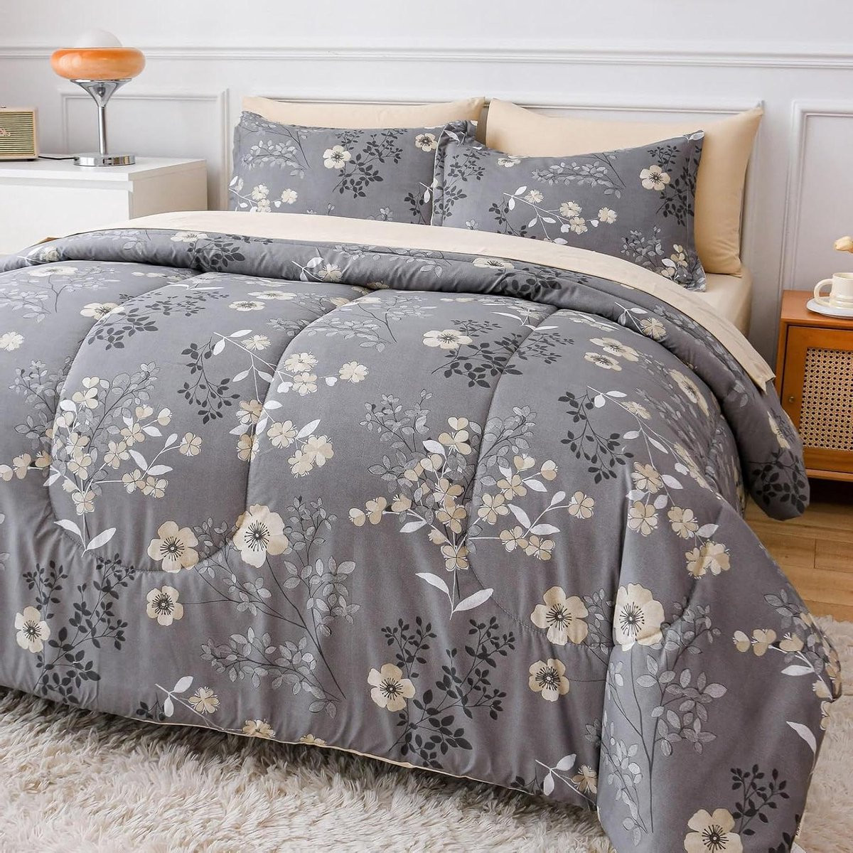 7-delige Kingsize dekbedset met omkeerbaar bloemenontwerp