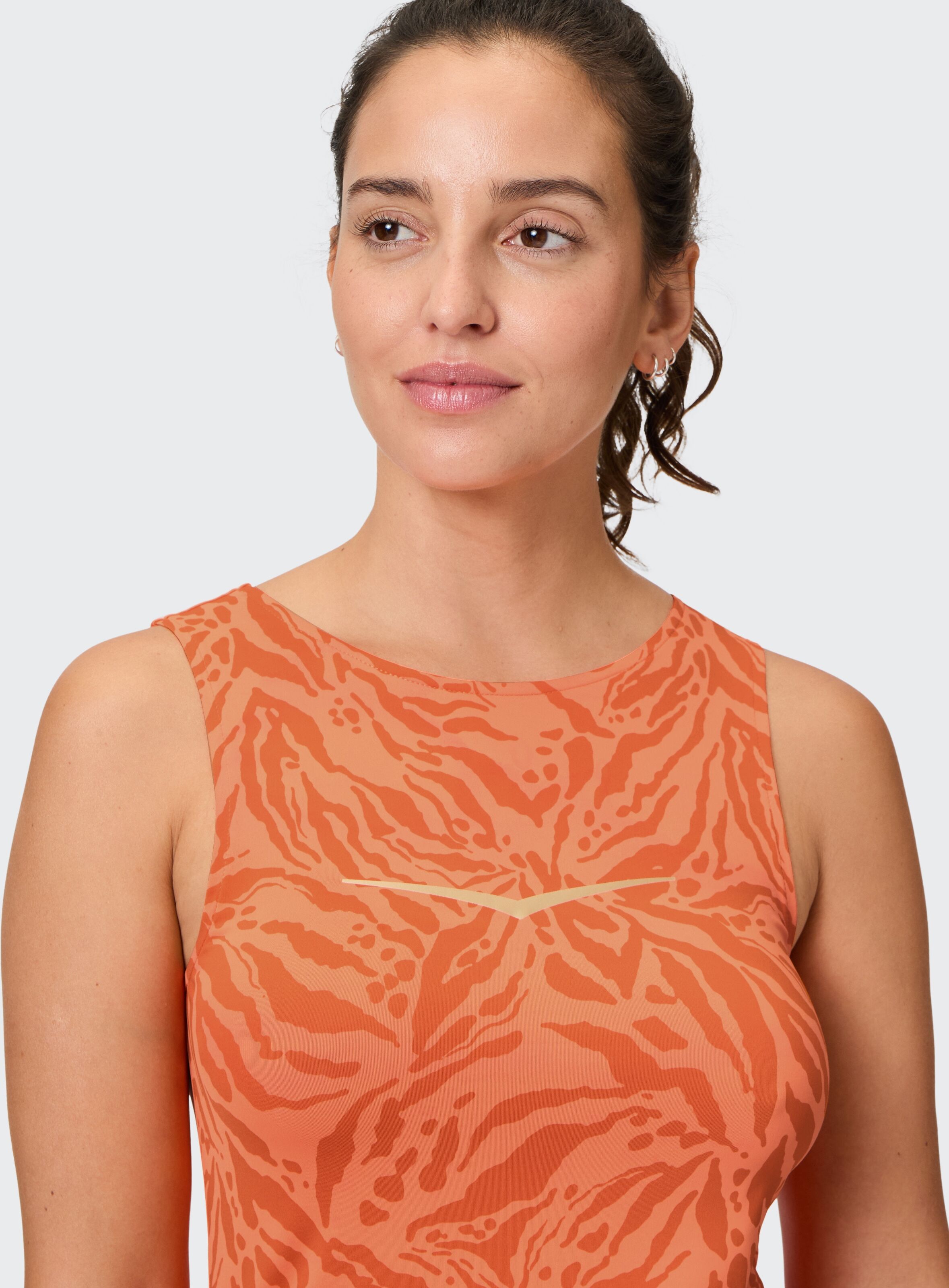 Tanktop VENICE BEACH "TANK TOP ENNY", Damen, Gr. S (38), rot (carrot aop t), Obermaterial: 92% Polyamid, 8% Elasthan, Tops Tanktop, angenehm elastische Materialzusammensetzung, Tanktop-Schnitt