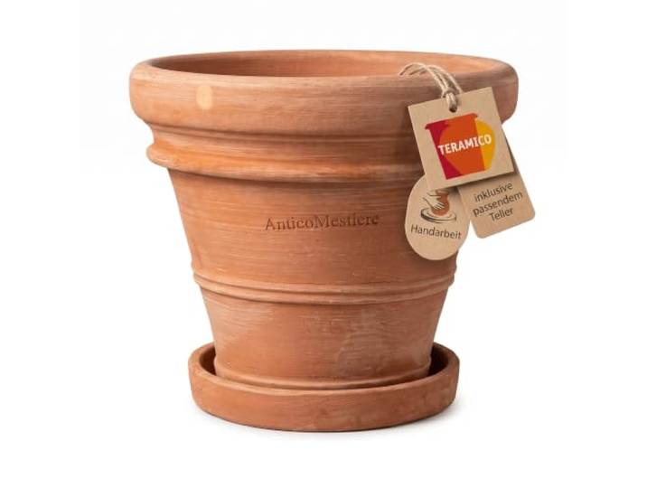 Teramico Terrakotta Pflanzgefäß Doppio Bordo inkl. Teller (Liscio 40cm) Handgefertigter Terrakotta-Topf inklusive passendem Teller. Garantiert frostfest und mit praktischem Wasserabfluss.