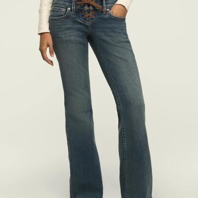 Lucky Brand Lucky Legend Low Rise Flare - Women's Pants Denim Flare Flared Jeans in Doing Favors Wash, Size 28 x 30