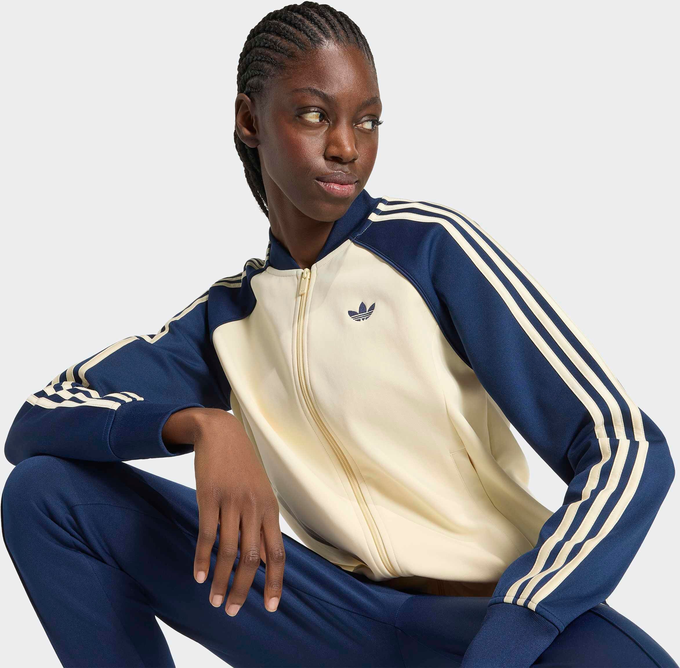 Outdoorjacke ADIDAS ORIGINALS "SST TT", Damen, Gr. XXL, beige (warvan, nindig), Obermaterial: 50% Baumwolle, 43% Polyester, 7% Elasthan, Rundhals, Jacken Outdoorjacke, sportliche Outdoorjacke, Modell SST TT warvan, nindig XXL