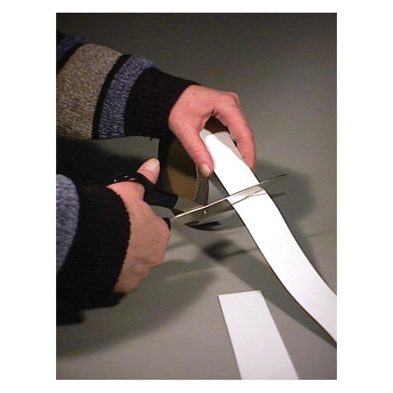 Brady B-859, unbeschriftete magnetische Streifen, Weiss, 50mm x 10m (1 Rolle) (MAGNETICTAPEWHITE50MMX10M)
