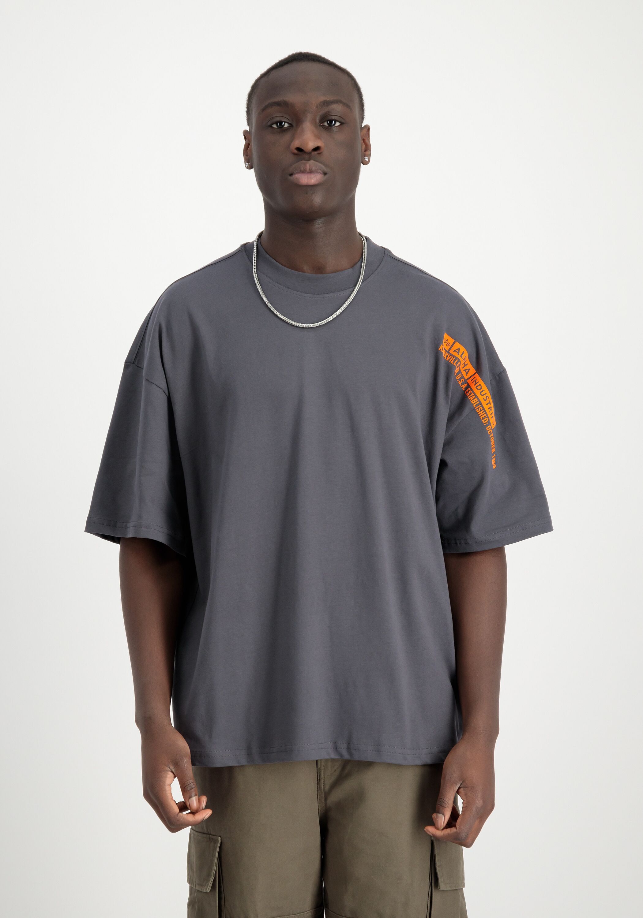 T-Shirt ALPHA INDUSTRIES "Flock Logo T-Shirt", Herren, Gr. S, grau (vintage grau), Obermaterial: 100% Baumwolle, Shirts T-Shirt vintage grau S