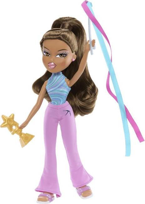 Bratz Play Sportz Yasmin pop met sportaccessoires voor kinderen vanaf 6 jaar
