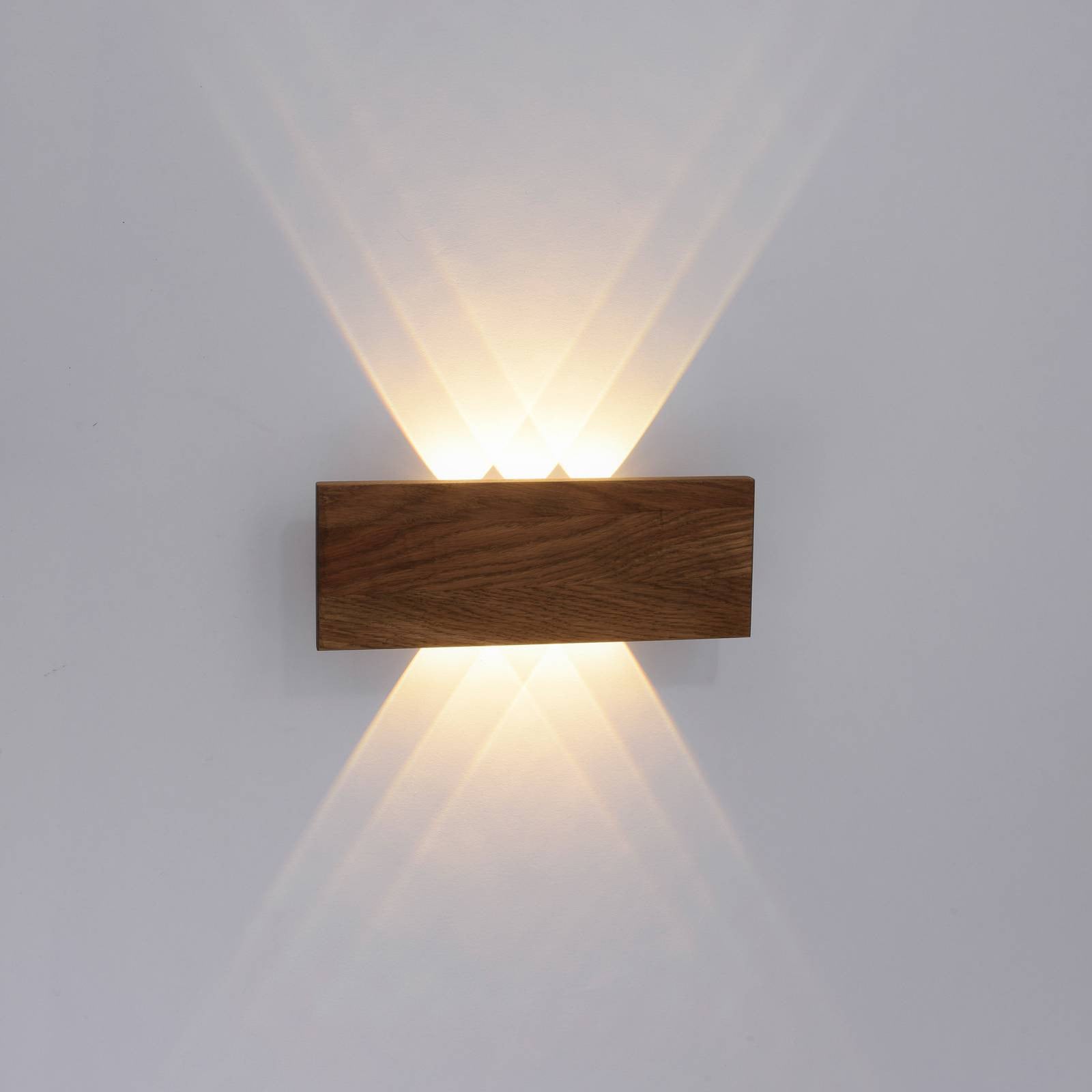 Paul Neuhaus Palma LED wandlamp in bruin hout en metaal