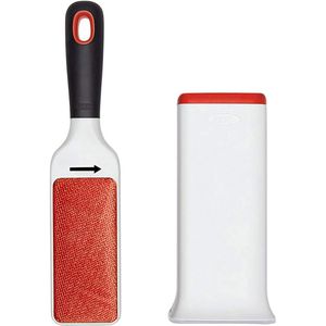 OXO Kleiderbürste Good Grips FurLifter, Griff aus Kunststoff, Bürstenfläche Mikroborsten