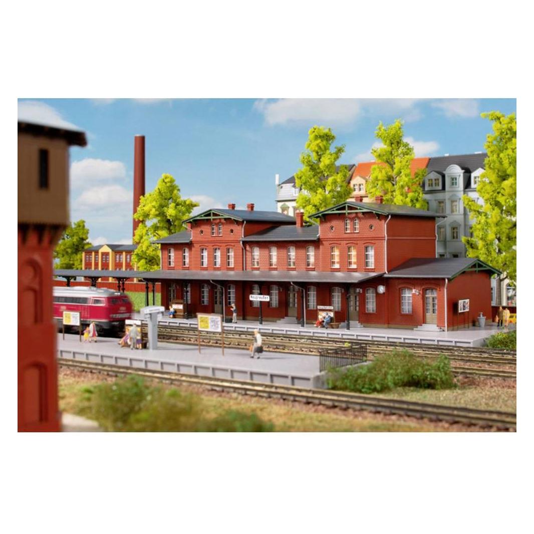 Auhagen N Bahnhof Neupreussen (14485)