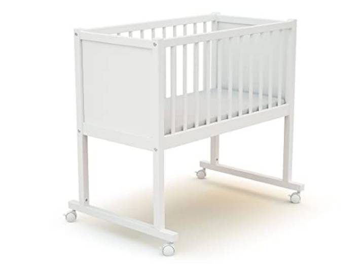 AT4 - Baby Wiege bett Holz mit rollen CONFORT 40 x 80 cm Weiß 86 x 58,5 x 80 cm Babybett mit Matratze inklusive 40x80x5cm 4 multidirektionale Räder Leicht zu bewegen