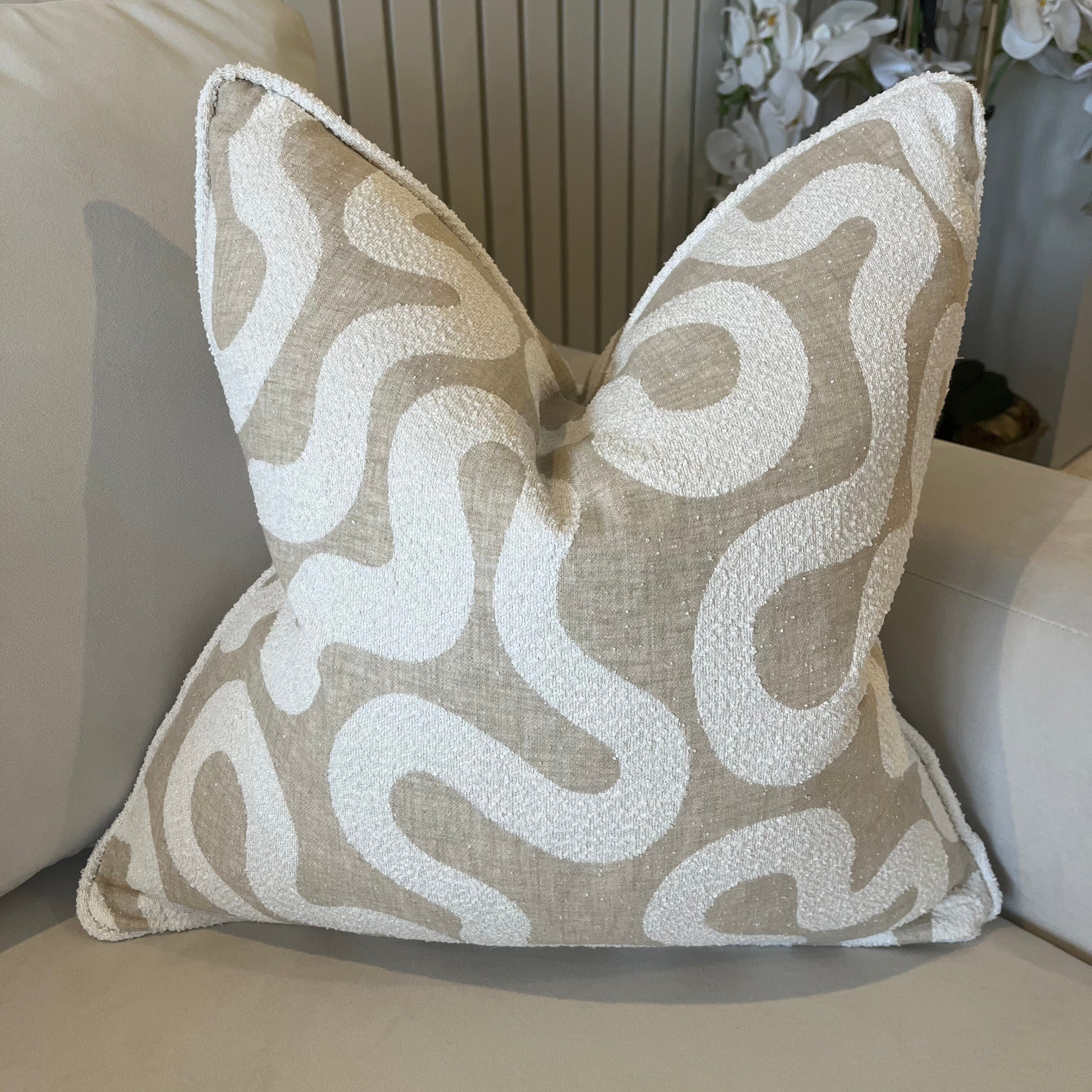 Amberlyn Luxury Beige & Cream Boucle Squiggle Piped Cushion Cover - 50x50cm