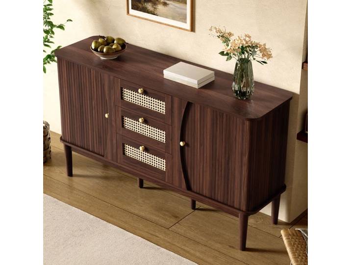 Buffet bas EVRYAE 141 cm noyer 3 tiroirs en rotin 2 portes coulissantes et étagères réglables