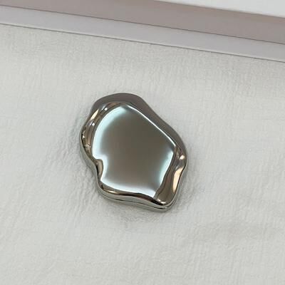 ModernMart Heart Shaped Handheld Makeup Mirror Portable Foldable Sided Compact Mirror Heart Shaped Handheld Makeup Mirror Portable Foldable Sided Compact Mirror