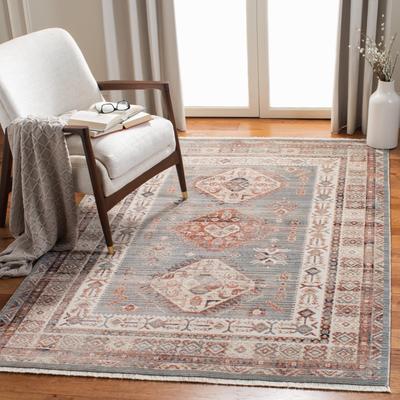 SAFAVIEH Herat Cayetana Traditional Rug