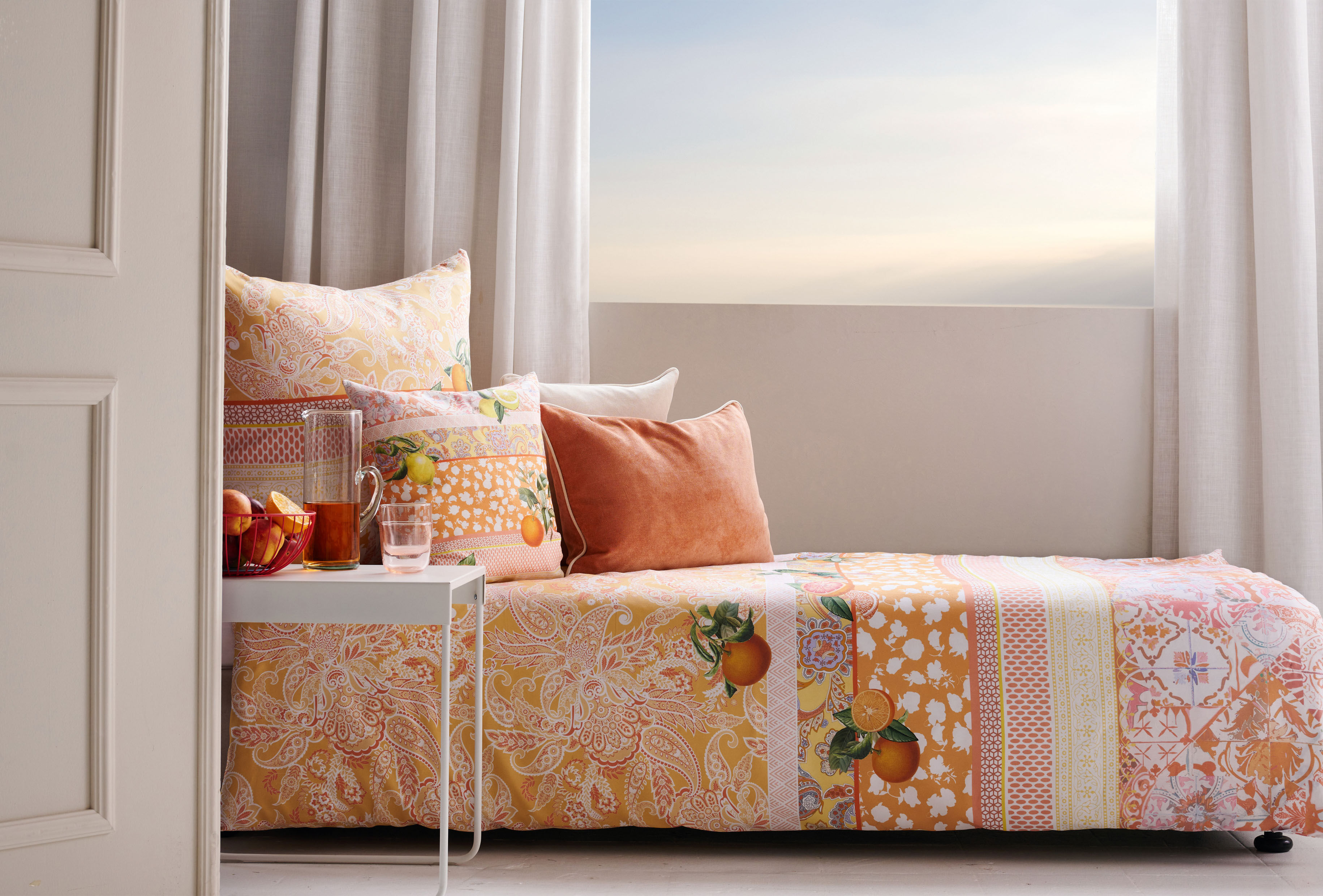 Bettwäsche APELT "Aurora", orange, B/L: 135cm x 200cm, 1 Stk., 1 Stk., Satin (Bio-Baumwolle), B/L: 80cm x 80cm, Satin (Bio-Baumwolle), Obermaterial: 100% Baumwolle, Bettwäsche, Bettwäsche, Paisley Design mit Streifen und Orangen orange B/L: 135cm x 200cm,