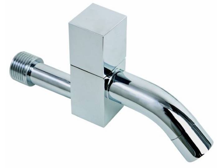 Design Wandventil, Kaltwasserhahn eckig aus Massiv Messing verchromt