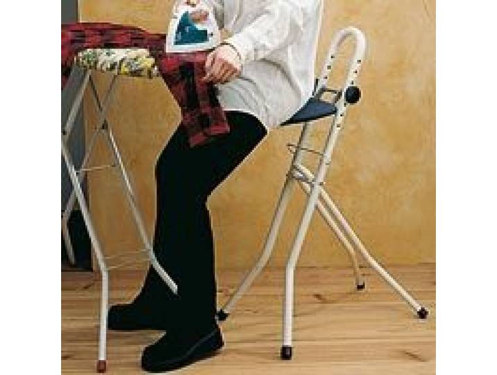 Chaise antifatigue pliable et réglable.