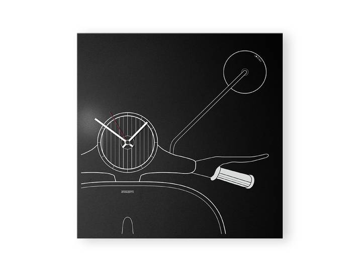 dESIGNoBJECT horloge murale SCOOTER (Noir - Tôle coupée au laser)