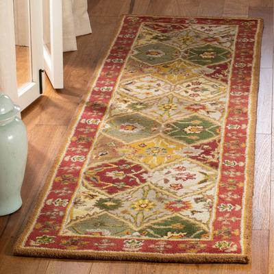 SAFAVIEH Handmade Heritage Shasta Traditional Oriental Wool Rug