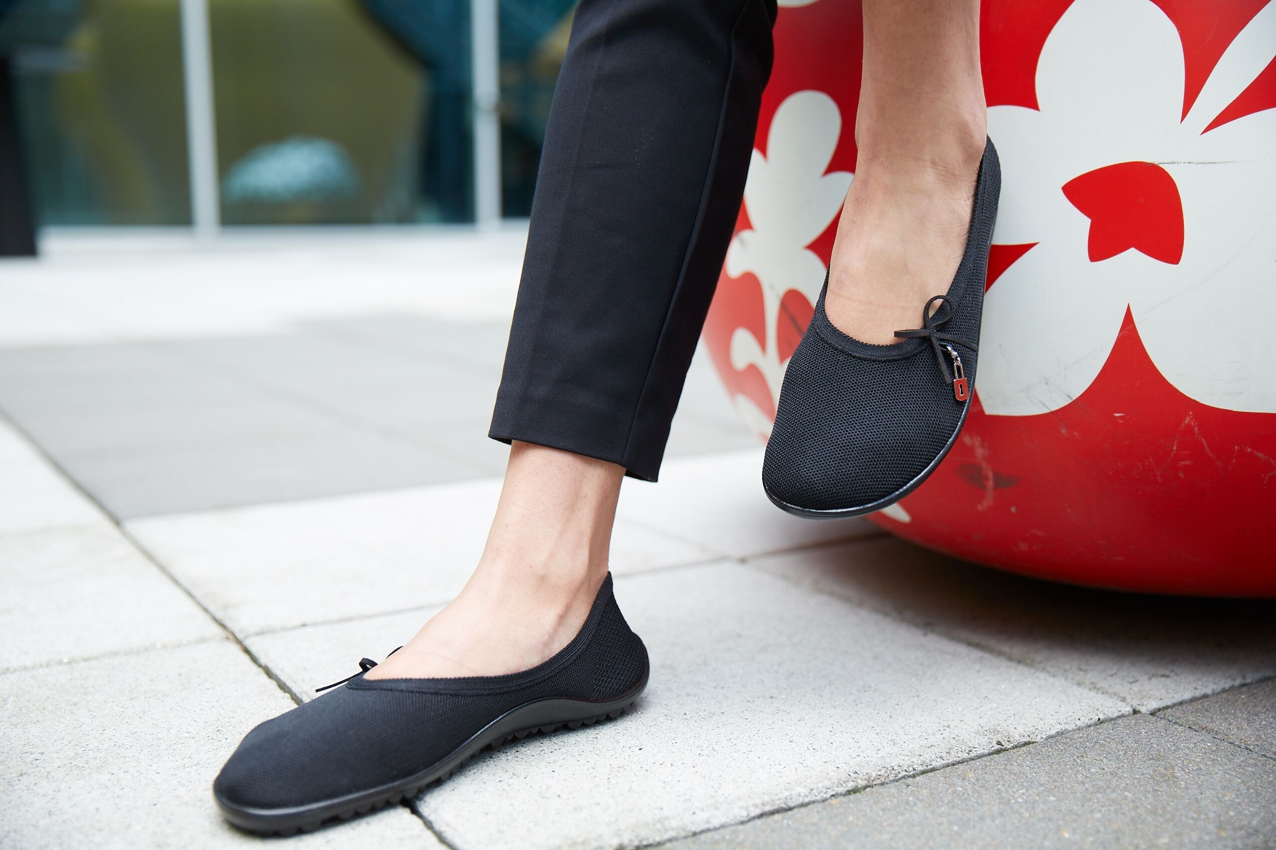 Barfussschuh LEGUANO "LADY LOOP", Damen, Gr. 37, ungefüttert, schwarz, Textil, Schuhe Barfussschuh, Ballerina, Slipper, Bequemschuh mit süsser Zierschleife schwarz 37, ungefüttert