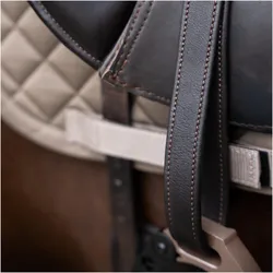 Imperial Riding, Reitsattel