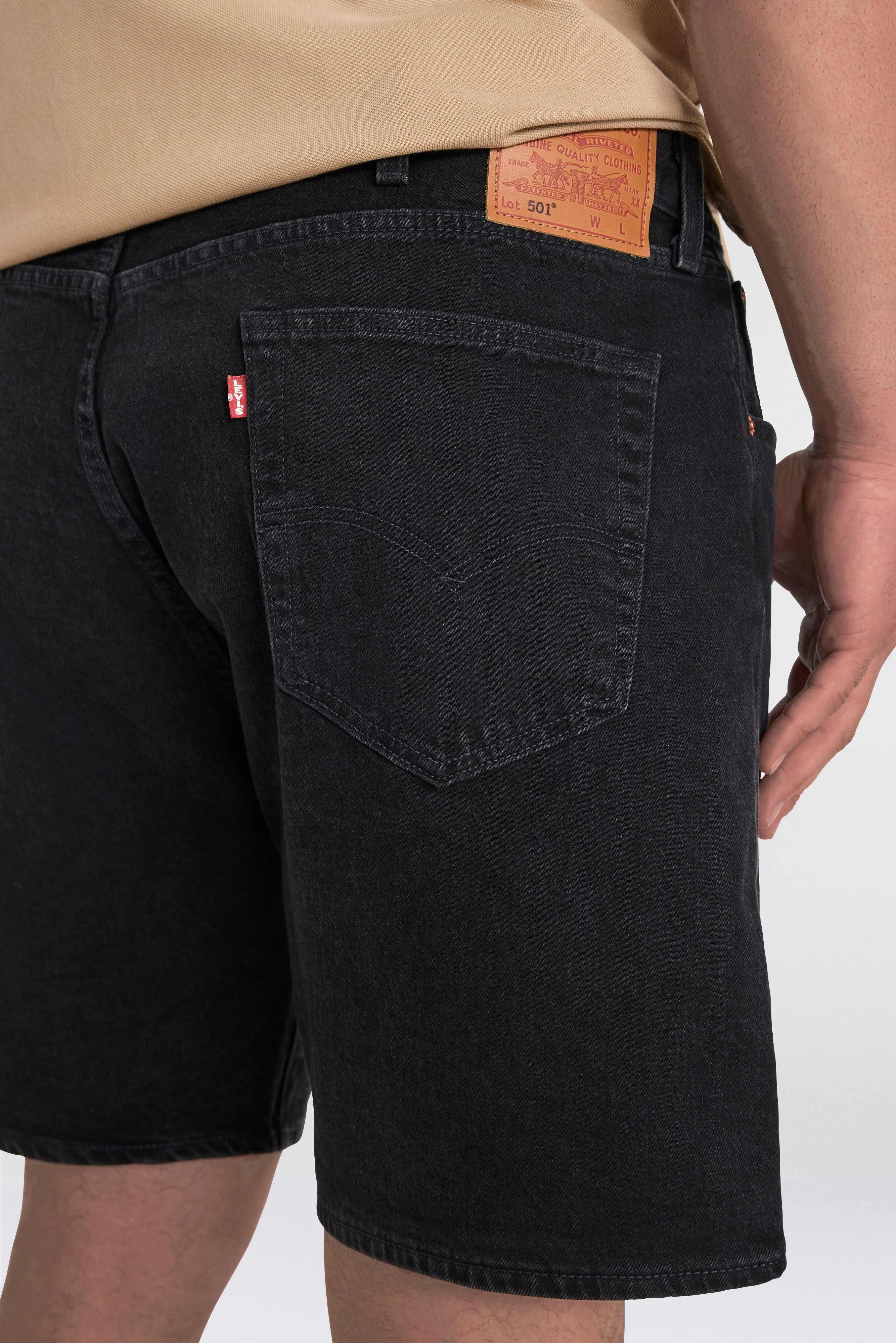 Jeansbermudas LEVI'S PLUS "501 ORIGINAL SHORTS B&T", Herren, Gr. 46, N-Gr, schwarz (schwarz accord), Denim/Jeans, Obermaterial: 99% Baumwolle, 1% Elasthan, kniefrei, Jeans Jeansbermudas, Sommerhose schwarz accord 46, N-Gr