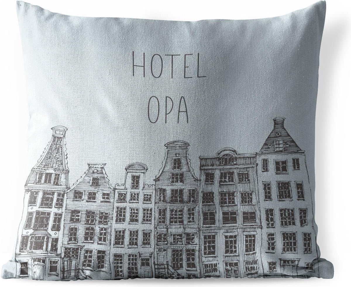 Weerbestendig sierkussen voor buiten met tekst Hotel opa - 60 x 60 cm