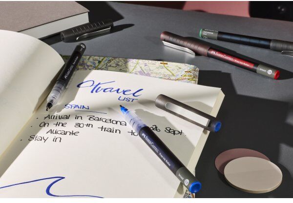 Faber-Castell Free Ink Rollerpen   B   Blå