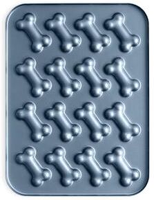 Nordic Ware Puppy Love Pan - Blue