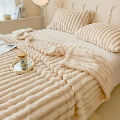 Uplifted Finds Luxurious Faux Rabbit Fur Throw Blanket Soft Warm Cozy For Couch Bed And Travel 150 X 200 Cm gray