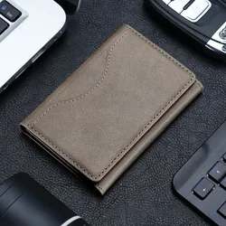 Magnetische Kartenhülle fürs iPhone mit Standfunktion - Khaki