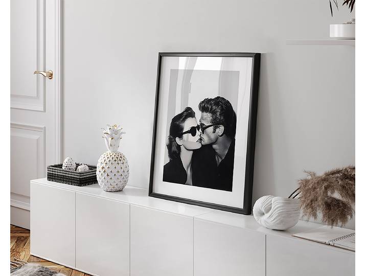 Bild The Kiss Rahmen: Massivholz Buche, lackiert Abdeckung: Acrylglas Multicolor 43 x 53cm
