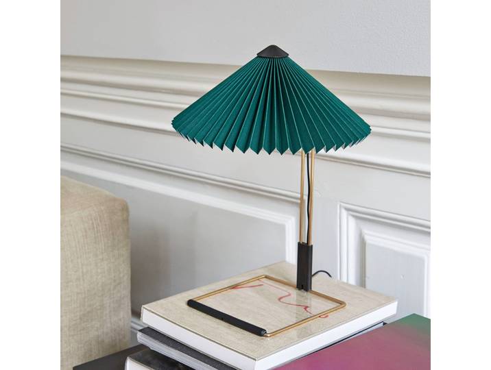 Lampe à poser LED Matin, vert/laiton, hauteur 38 cm - HAY Matin 300 - Salon / séjour - Design - Métal - Avec abat-jour