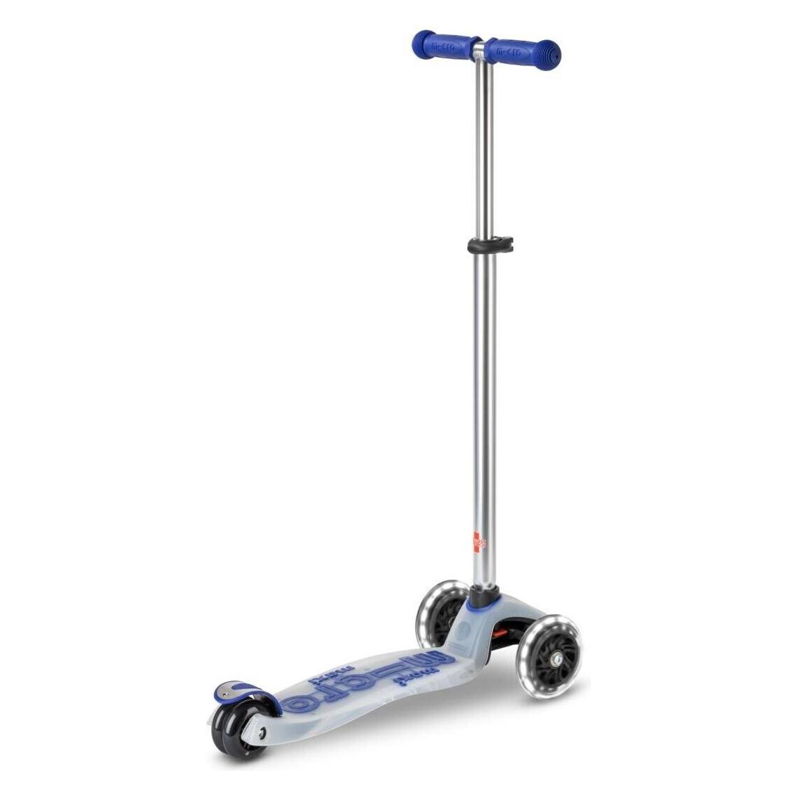 Micro Stuntscooter Deluxe Flux LED Blue (MMD137)