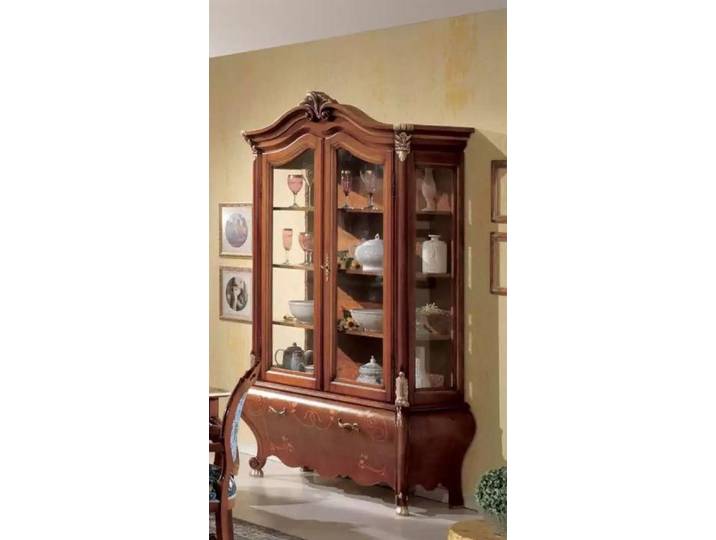 Xlmoebel Vitrine Luxuriöse Holzvitrine im italienischen Stil in Braun (1-St., Vitrine) Hergestellt in Europa