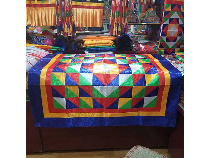 wholesale fourniture bouddhiste Tibet bouddhisme famille maison Temple épissage de bon augure broderie bouddha autel Table couverture tissu déco