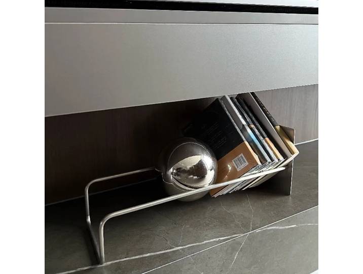Étagère créative au design audacieux – Support de livres flottant et porte-revues de style Mid-Century Modern, organisateur de bureau unique Bauhaus pour le bureau