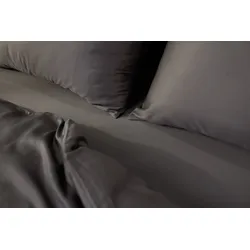 Emma Silken Satin Kopfkissenbezug | Dunkelgrau | 40x80cm
