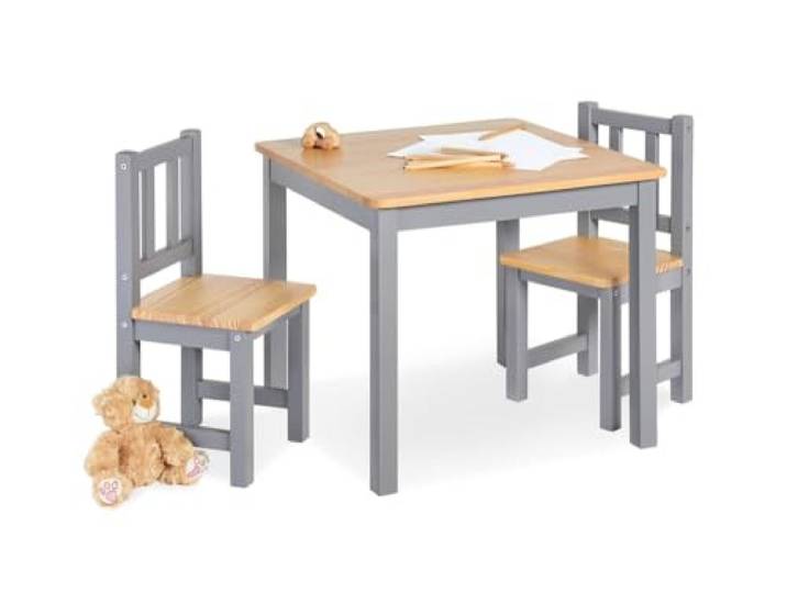 Pinolino Kindersitzgruppe Fenna, 3-teilig, vollmassives Kiefernholz, 2 Stühle und 1 Tisch, für Kinder ab 2 Jahren, grau und klar lackiert