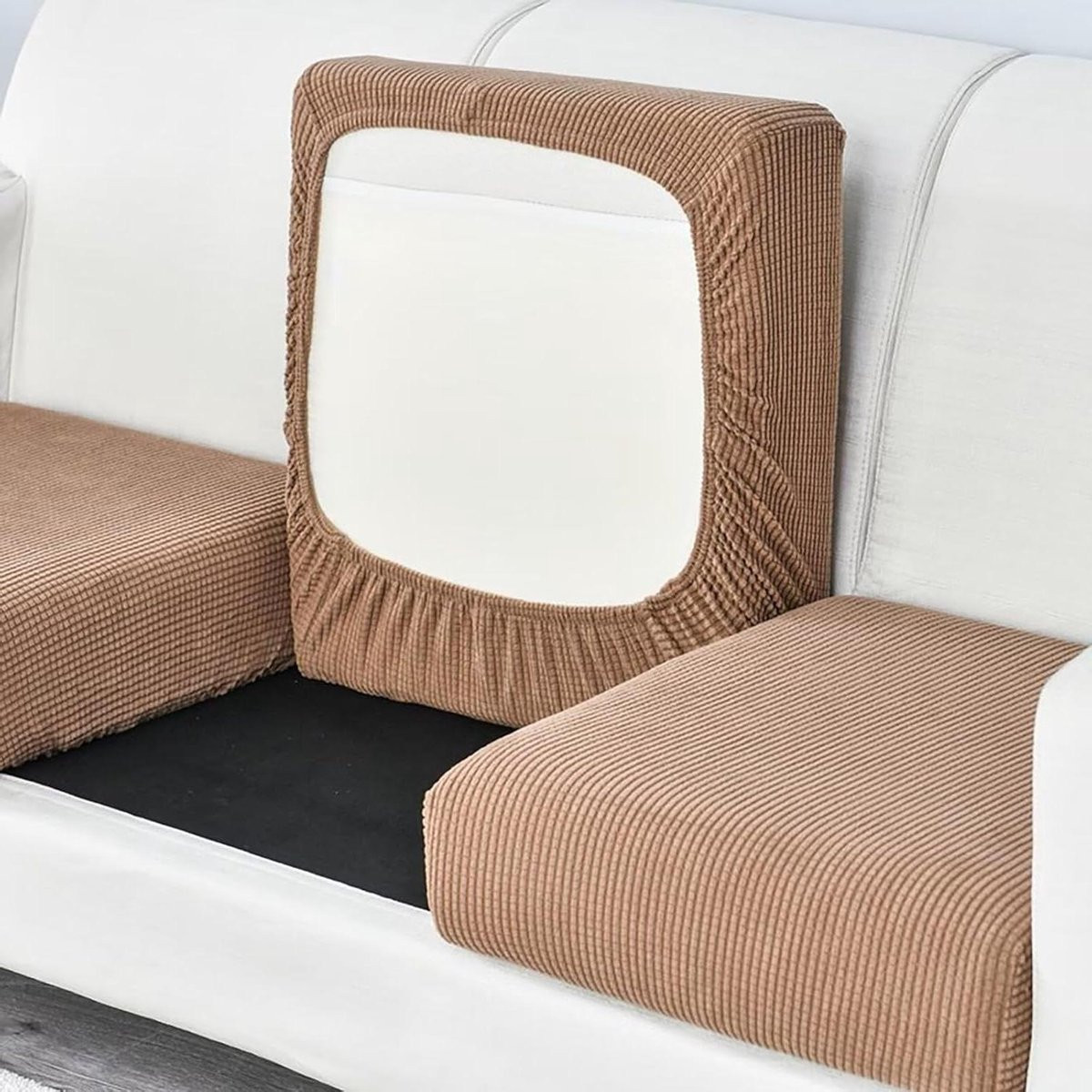 Bruine bankovertrek met antislip granulaat voor banken en stoelen, Breedte: 135 cm