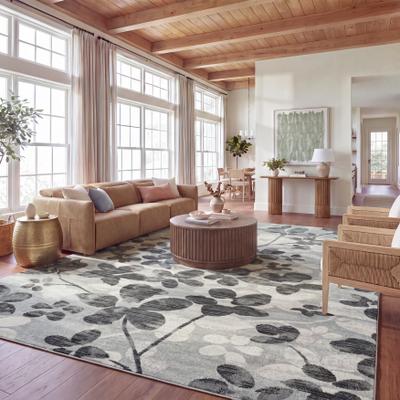 SAFAVIEH Evoke Floral Area Rug