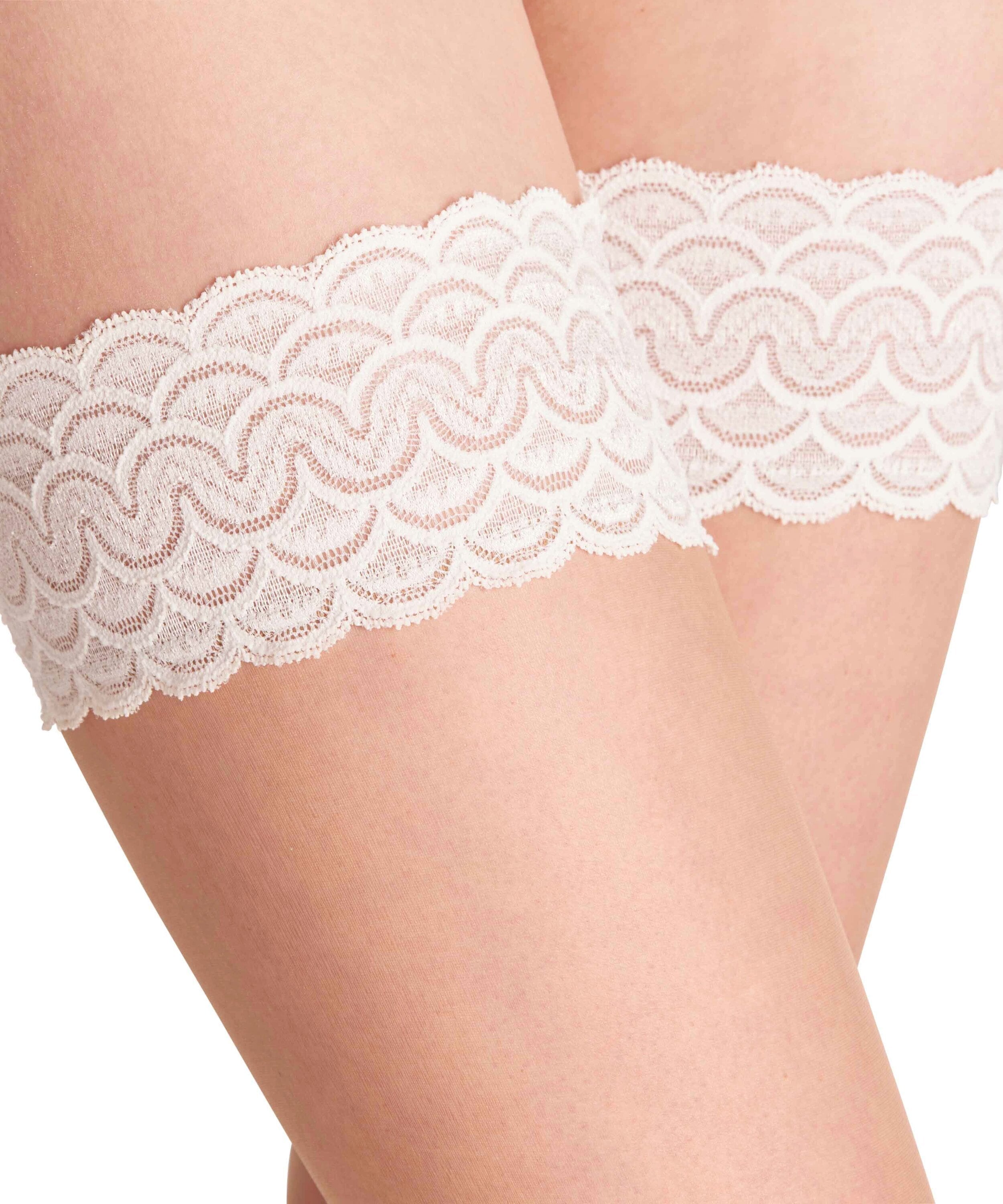 Halterlose Feinstrümpfe FALKE "FALKE x Kaviar Gauche", Damen, Gr. L, DEN: 8, powder (4169), Socken Halterlose Feinstrümpfe