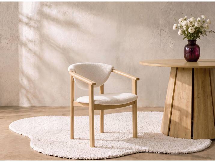 6er Set Esszimmerstuhl Kalla Creme Boucle Polsterstuhl aus Massivem Buchenholz – Mit Armlehnen, Scandi-Japandi Stil, Robuster Boucle Bezug – Fertig Montiert, Breite 58 cm, Armlehnenhöhe 66 cm