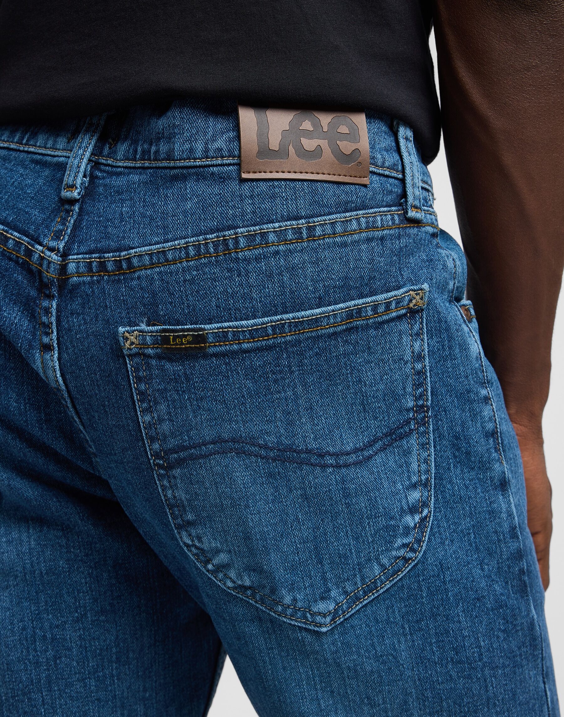 Straight-Jeans LEE "Legendary", Herren, Gr. 36, Länge 30, blau (stead fast), Denim/Jeans, Obermaterial: 99% Baumwolle, 1% Elasthan, normal lang, Jeans Straight-Jeans, Straight fit stead fast 36, Länge 30