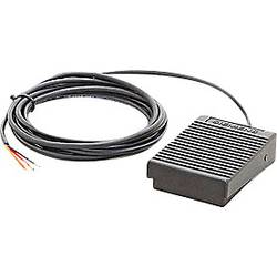 Siemens 3SE3902-4CB20 Fußschalter 5 A 1 Pedal 1 Wechsler IP65 1 St. Piece 3SE39024CB20