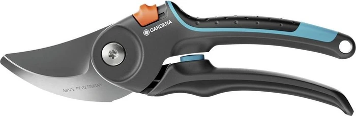 GARDENA PremiumCut Pro Gartenschere für frisches Holz