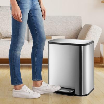 Garvee 5.3 Gallon Trash Can
