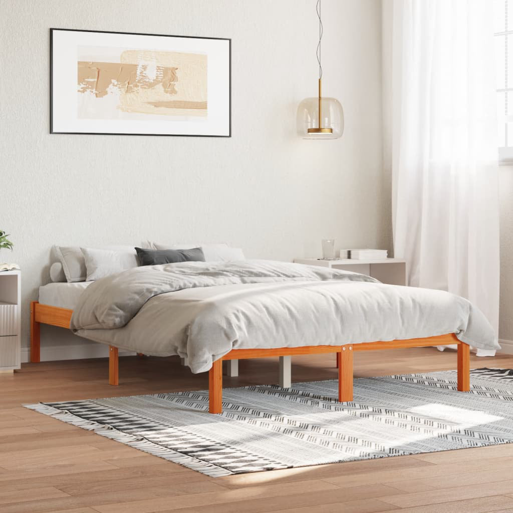 Fairmont Park Eakin Solid Wood Platform Bed Wax brown Double (4'6)